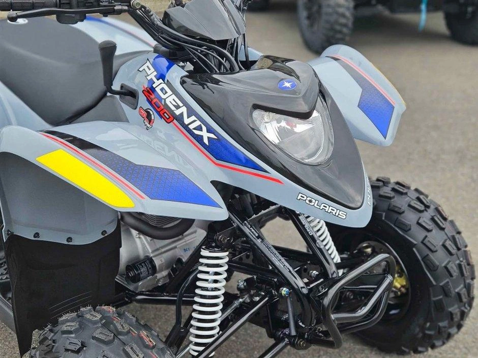 Polaris Phoenix 200 2026 alt