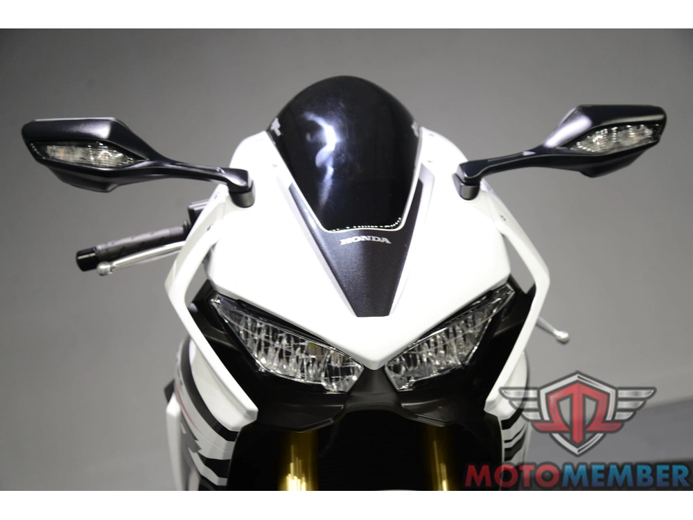 2025 Honda Cbr1000rr alt