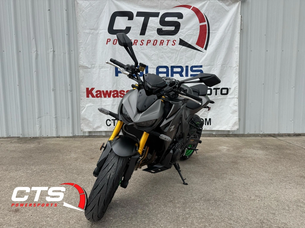 2026 Kawasaki Zr1100 alt