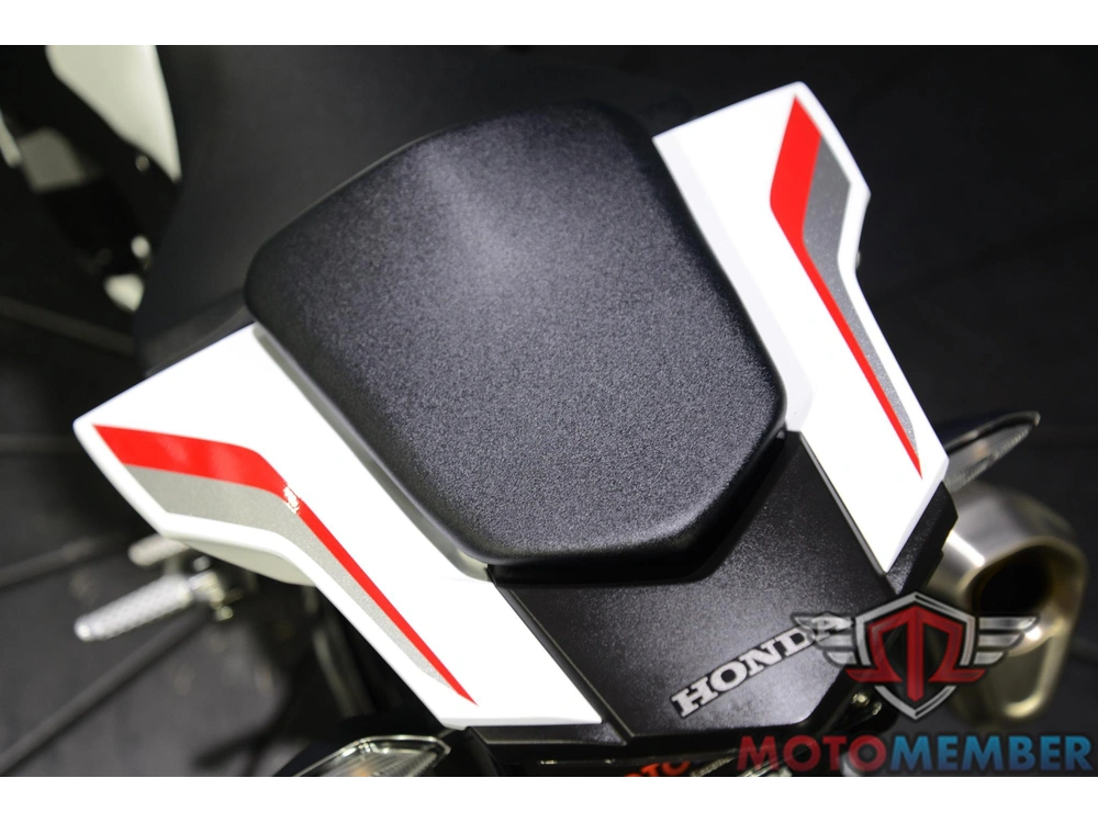 2025 Honda Cbr1000rr alt