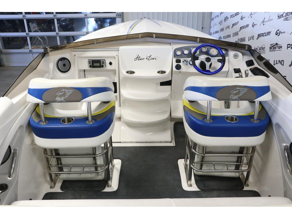 2013 Checkmate Convincor 260 alt