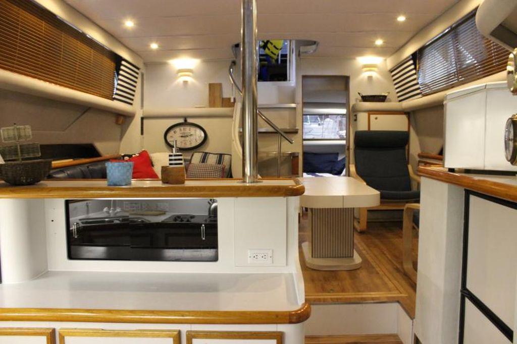 1993 Cruisers Yachts 3850 thumbnail 13
