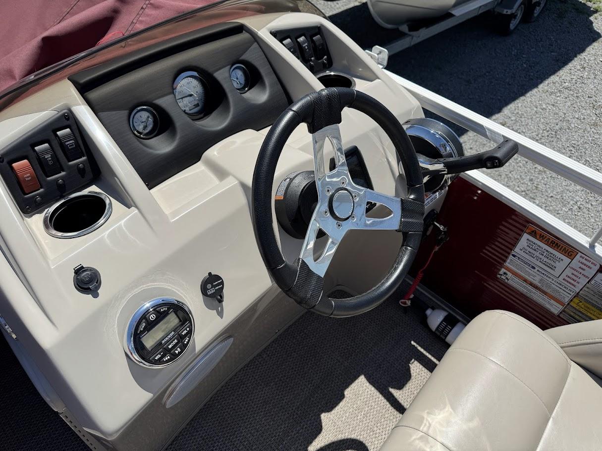 2019 Bennington Marine 188 SV thumbnail 12
