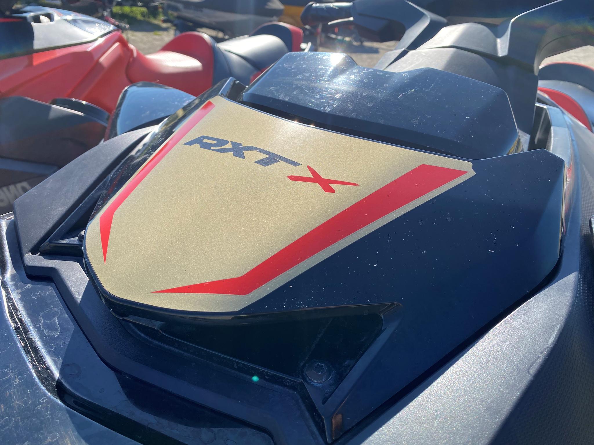 2019 Sea-Doo RXT-X 300 WITH SOUND thumbnail 12