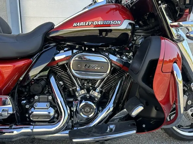 2021 Harley-Davidson Tri Glide Ultra FLHTCUTGSE