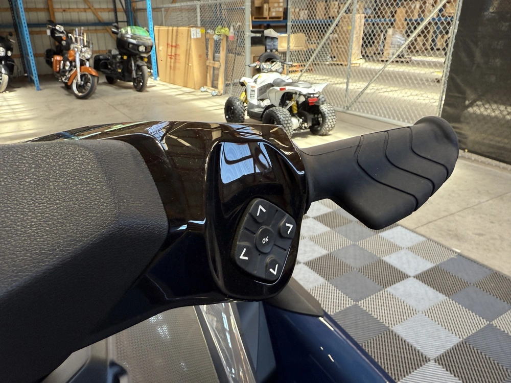 2026 Sea-doo Gtx™ 230 Ibr And Idf alt