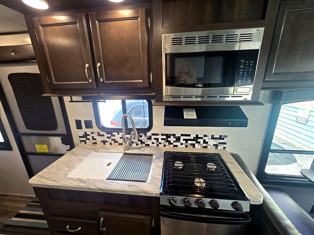 2018 Jayco Jayflight Slx 210qb alt