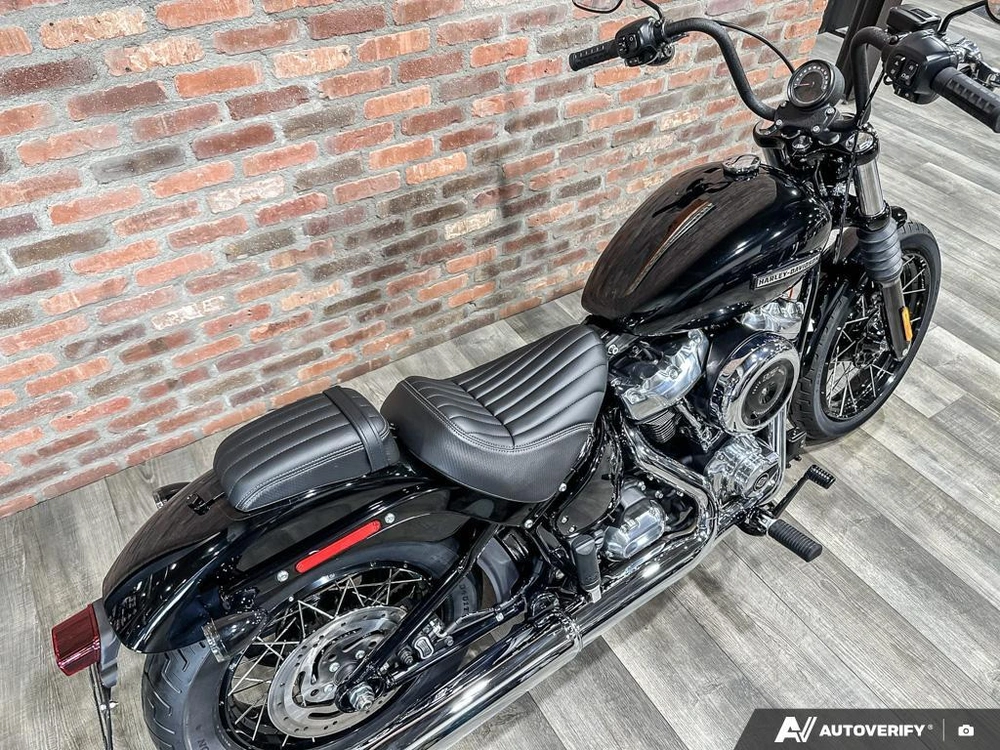 2026 Harley-davidson Street Bob alt