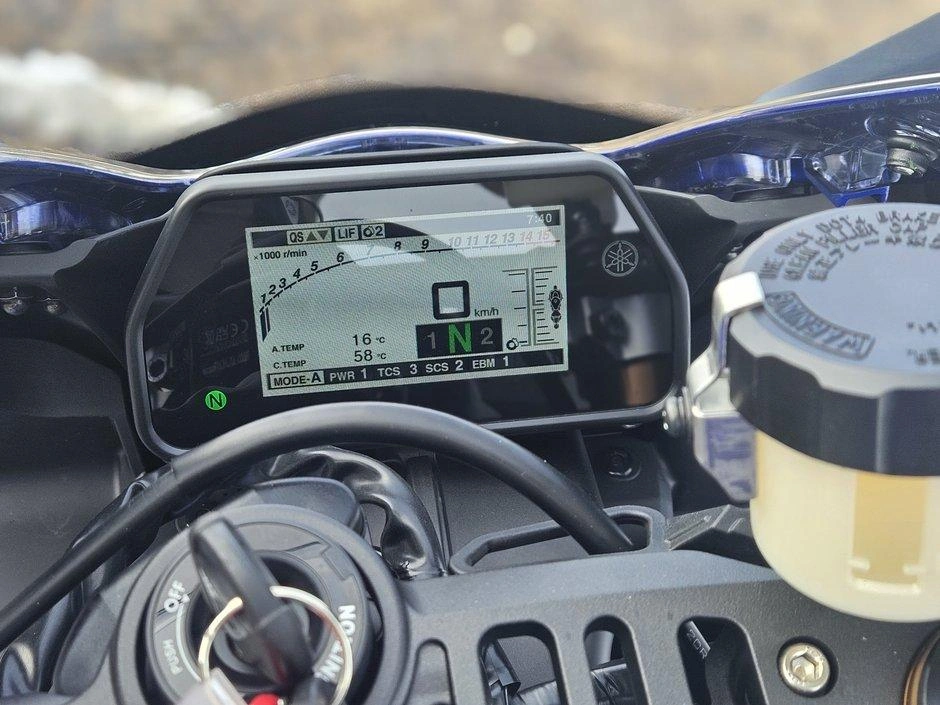 Yamaha Yzf-r1 2026 alt