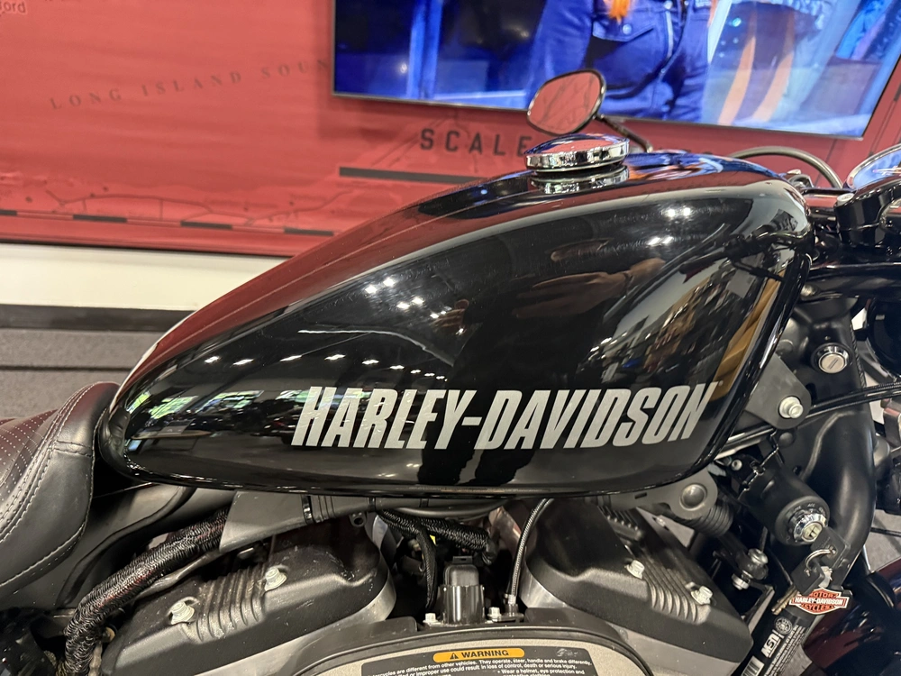2017 Harley-davidson Sportster Roadster alt
