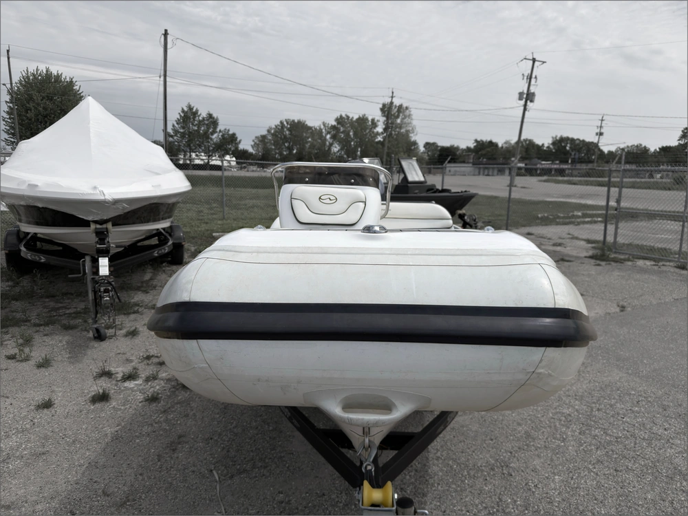 2022 Walker Bay Generation alt