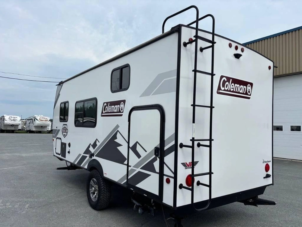 Dutchmen Coleman Rubicon 1628bh 2022 alt