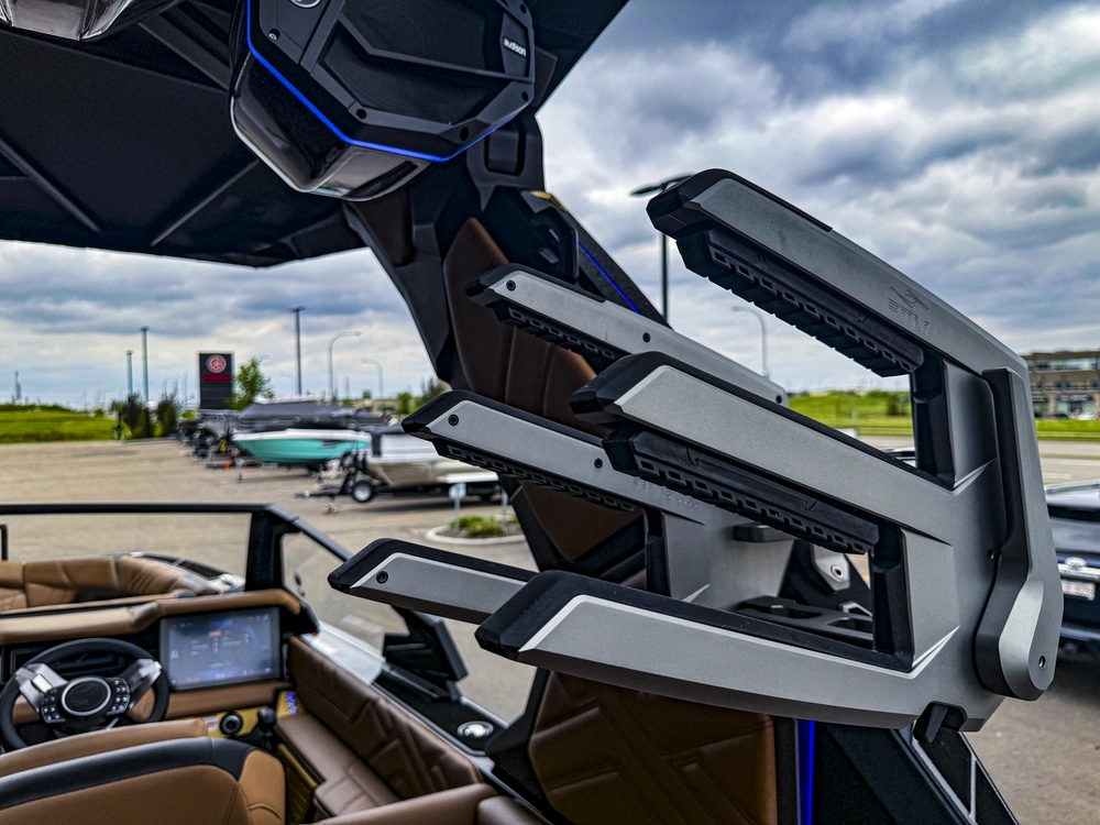 2026 Tige Boats Ultre 25zx alt