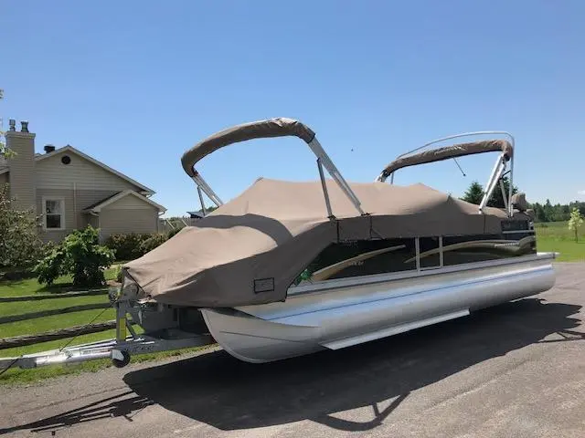 2011 Princecraft svx 27
