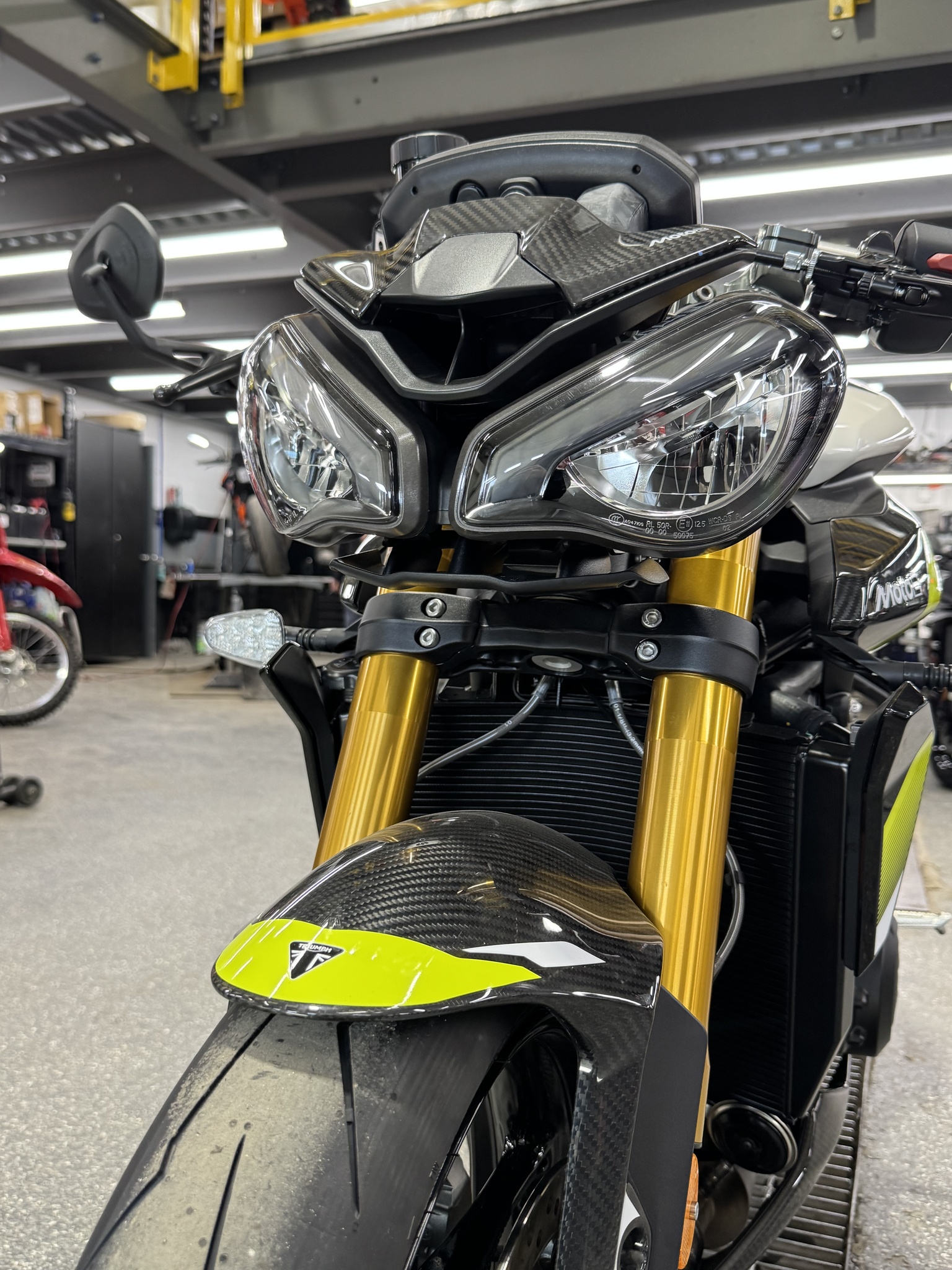 2026 Triumph STREET TRIPLE 765 MO thumbnail 16