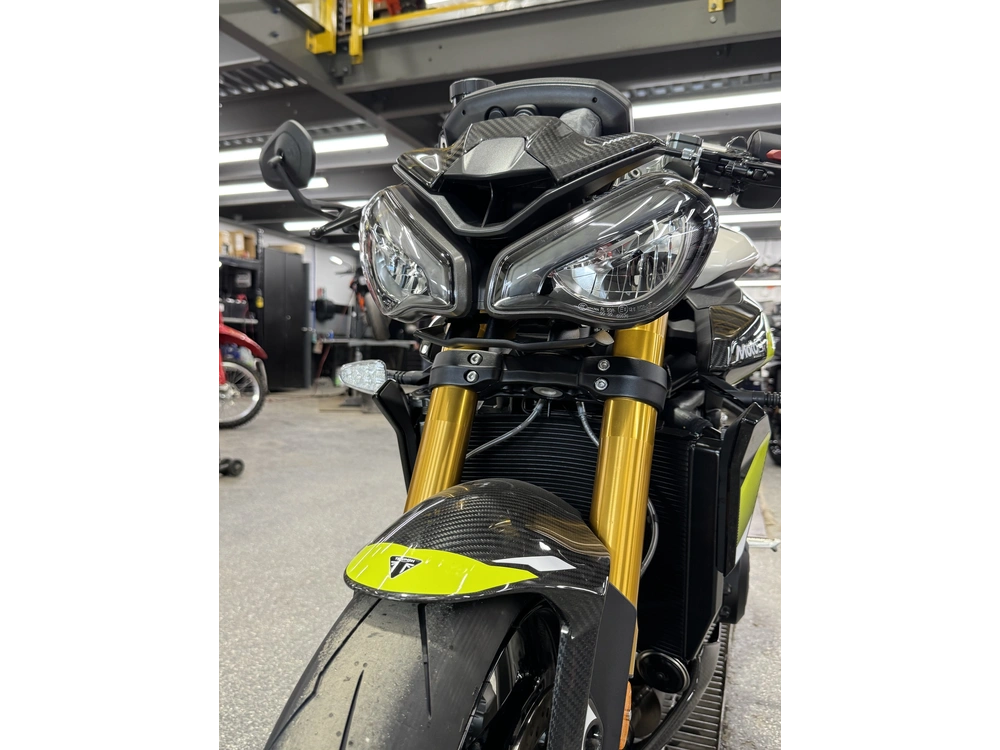 2026 Triumph Street Triple 765 Mo alt