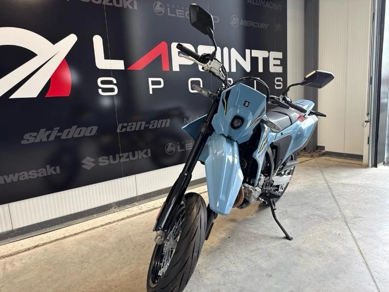 2025 Suzuki Dr-z400sm Sky Grey alt