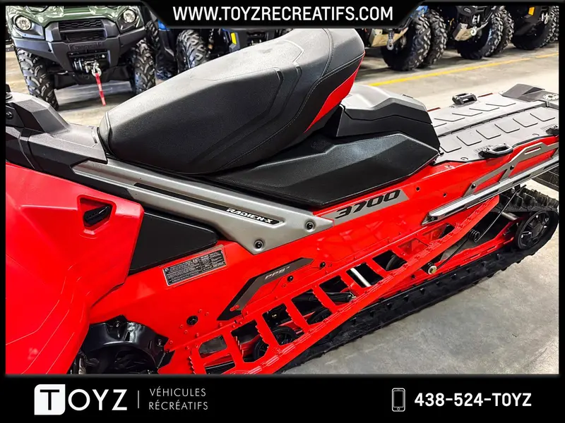 Lynx XTERRAIN RE 900 ACE TURBO R 180 HP TRÈS BAS MILLAGE 2023