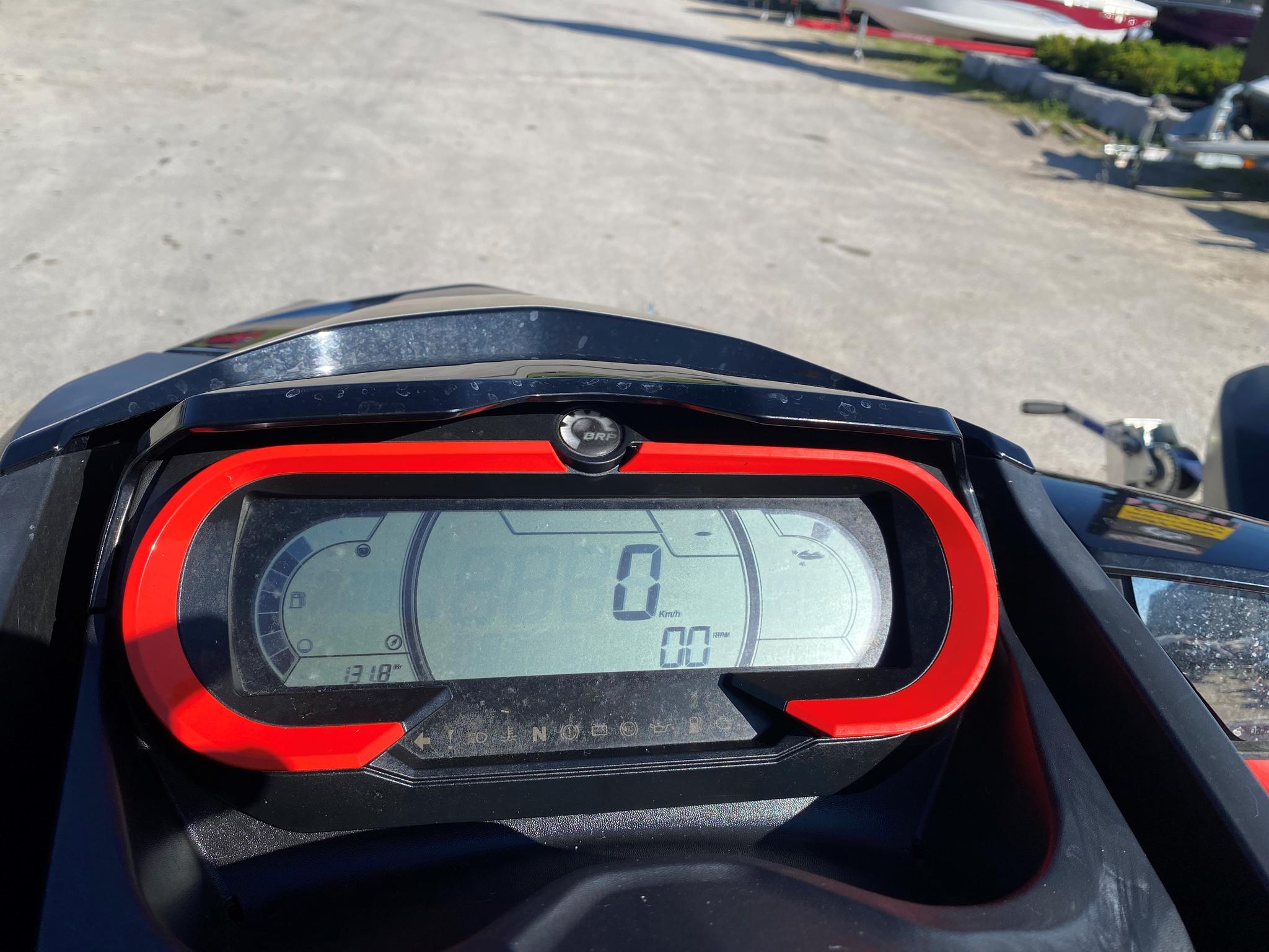 2019 Sea-Doo RXT-X 300 WITH SOUND thumbnail 16