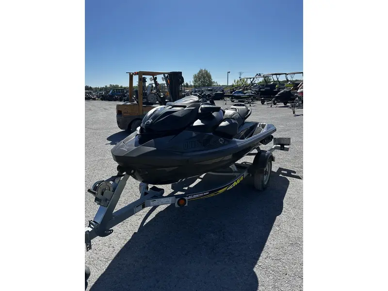 2022 BRP RXP X 300