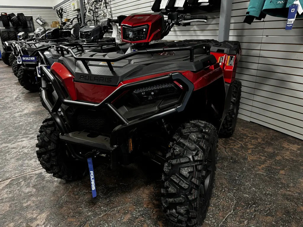 2026 Polaris SPORTSMAN 570 TRAIL SUNSET RED