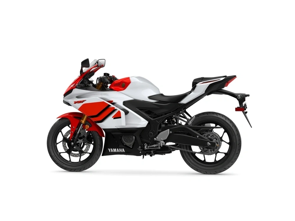 2026 Yamaha Yzf-r3 70th Anniversary Edition alt