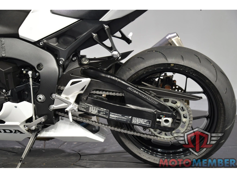 2025 Honda Cbr1000rr alt