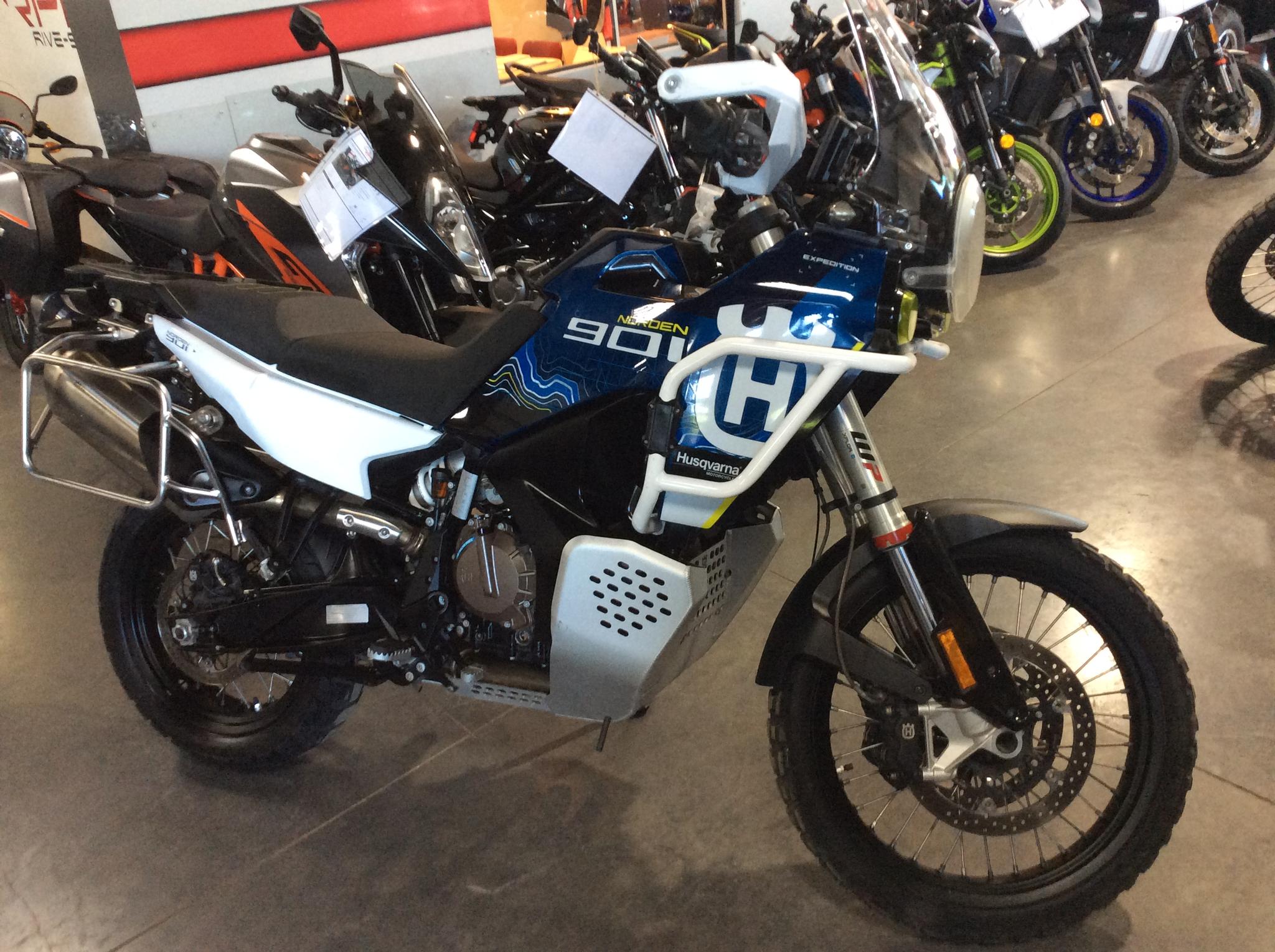 2023 Husqvarna NORDEN Expedition 901 Abs thumbnail 2