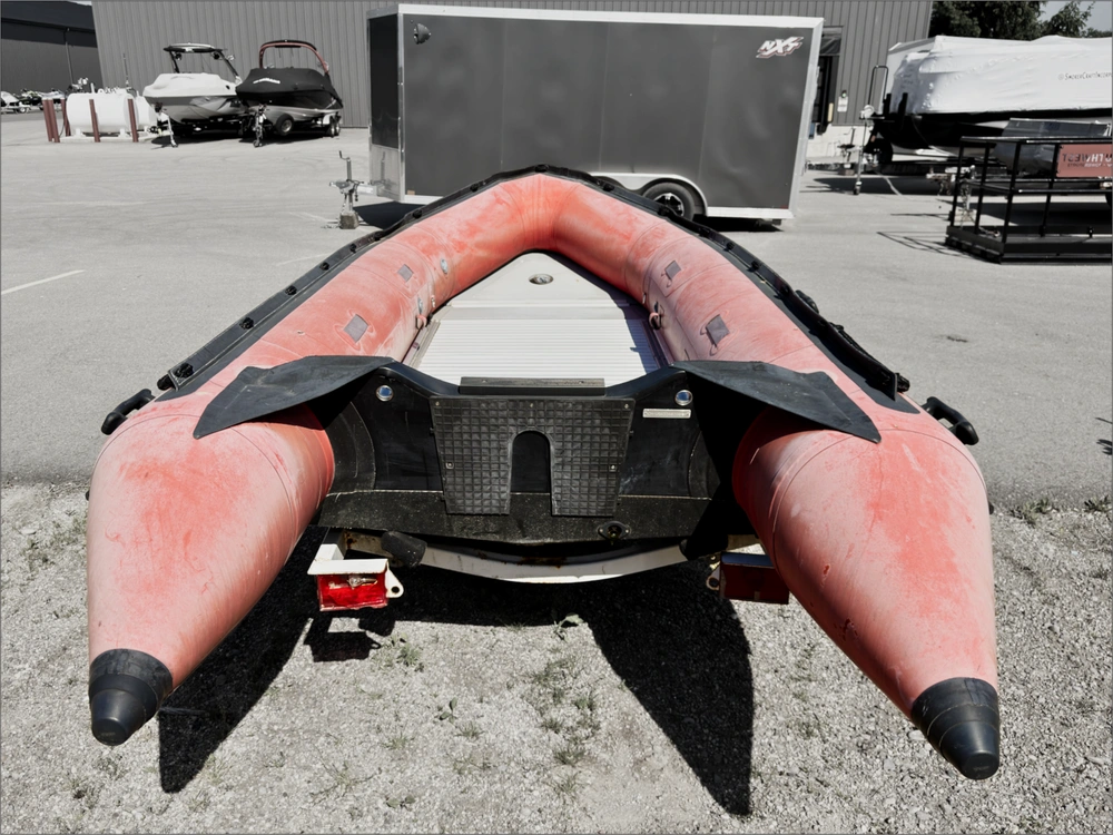 2009 Mercury Inflatable alt