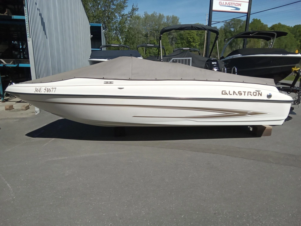 2005 Glastron Mx 185 alt