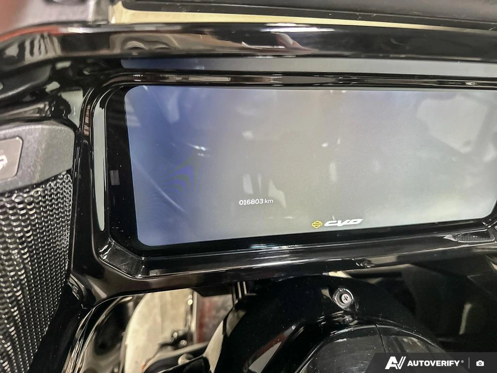 2024 Harley-davidson Cvo Road Glide St alt