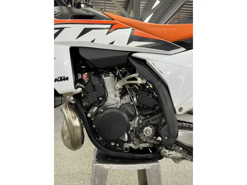 2023 KTM 250 SX thumbnail 10