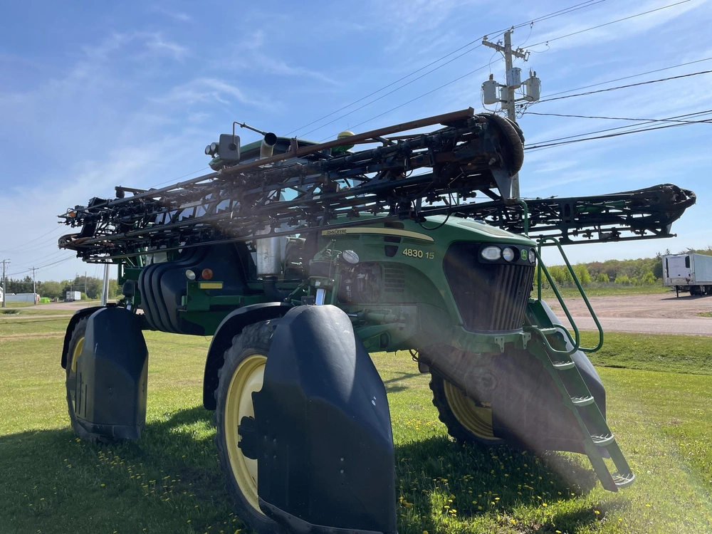 2013 John Deere 4830 alt