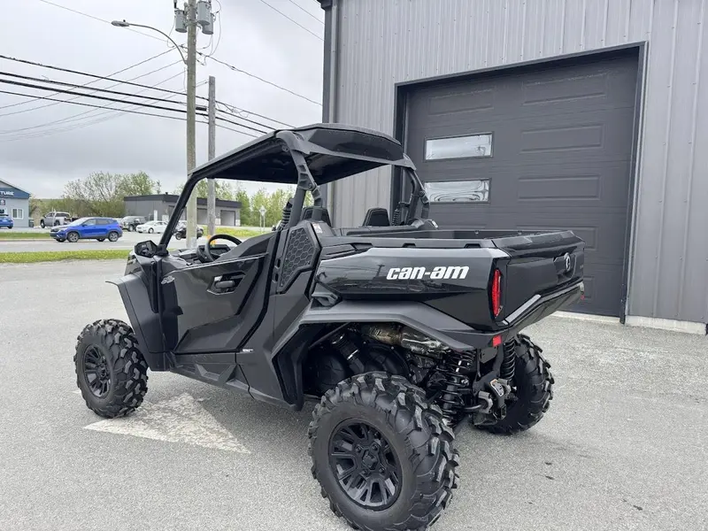 2025 Can-Am Commander XT 1000R