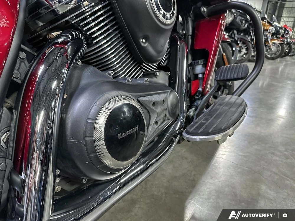2017 Kawasaki Vn1700b alt