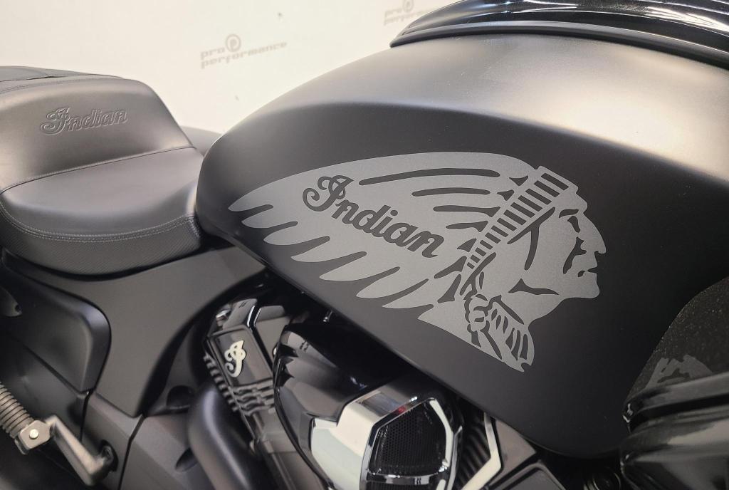2024 Indian Motorcycle CHALLENGER DH thumbnail 3