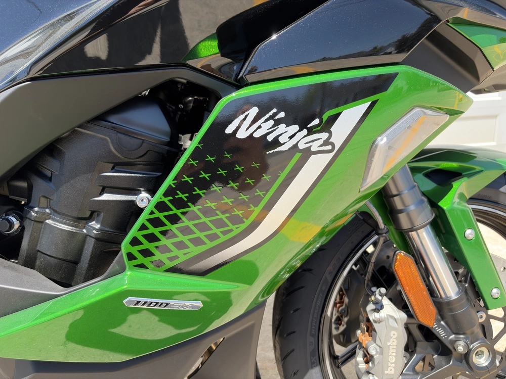 Kawasaki Ninja 1100sx Se 2026 alt