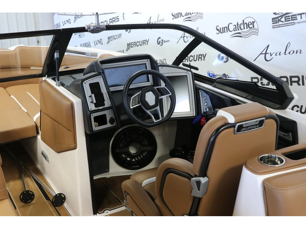 2022 Supra Se 550 alt