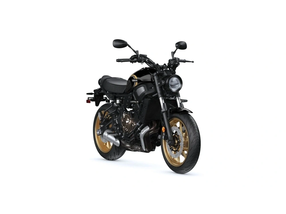 2026 Yamaha Xsr700 alt