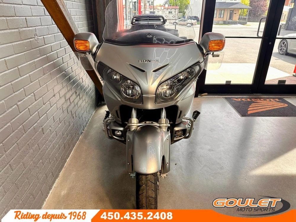 Honda Gl 1800 Airbag 2013 alt