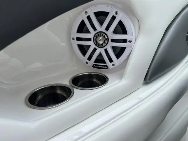 2023 Monterey 224FS BOWRIDER