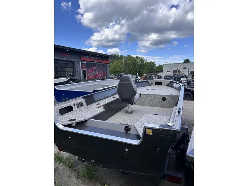 2026 MirroCraft OUTFITTER 165
