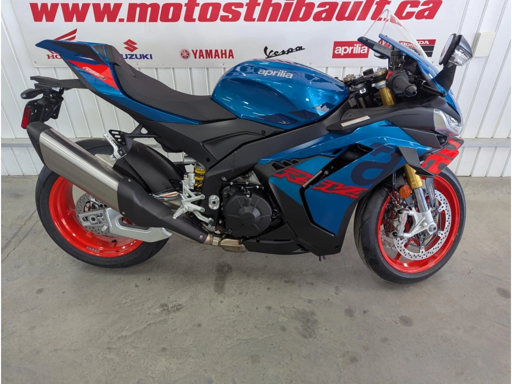 2027 Aprilia Rsv4 alt