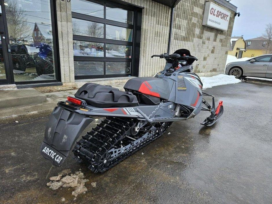 Arctic Cat Riot 2022 alt