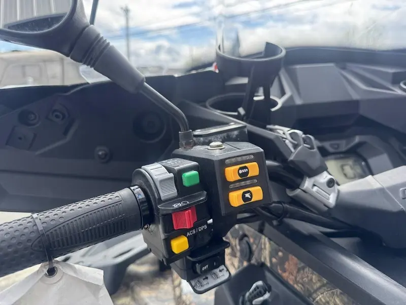 2017 Can-Am OUTLANDER MAX XT 650