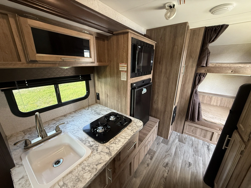 2018 Jayco 17bh Hummingbird alt