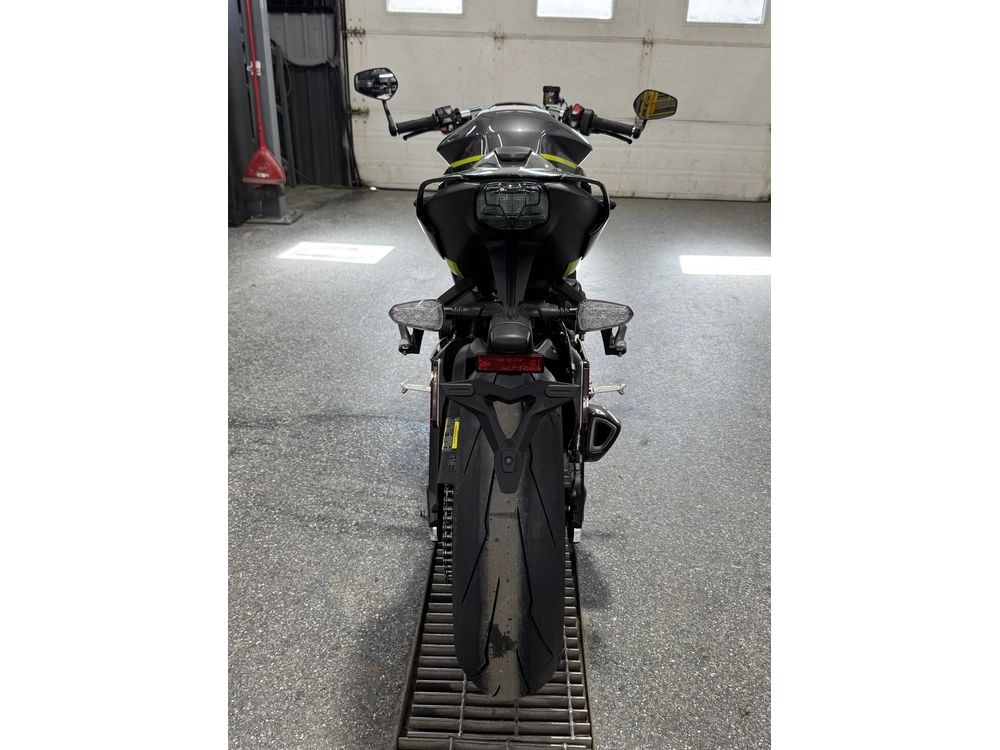 2026 Triumph Street Triple 765 Mo alt