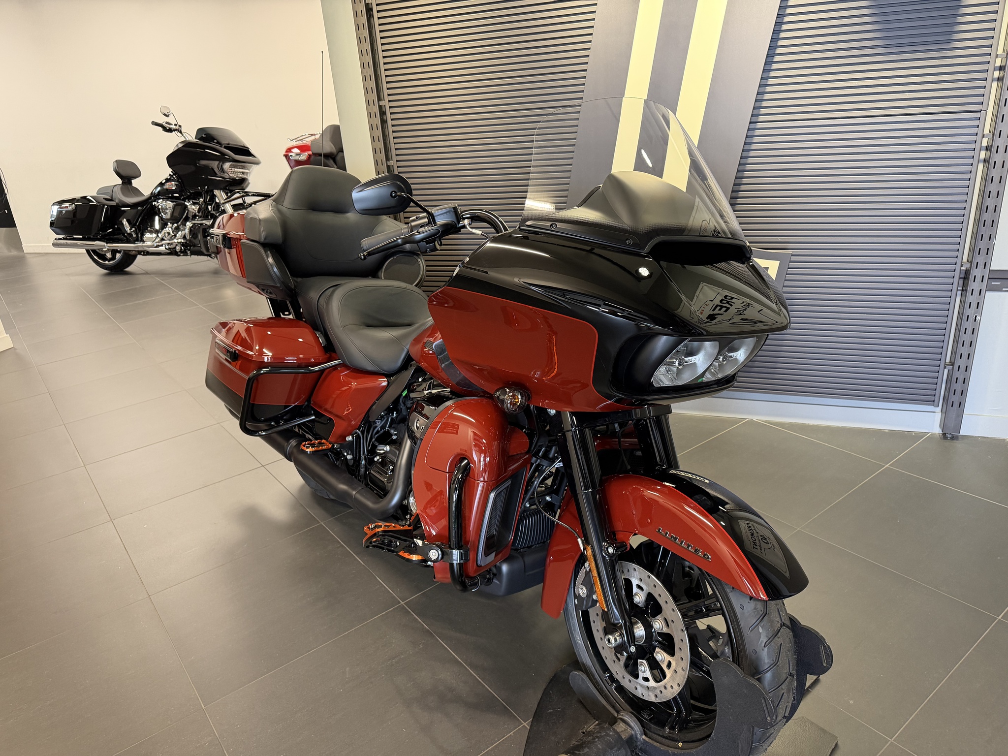 2024 Harley-Davidson Road Glide Limited FLTRK thumbnail 2