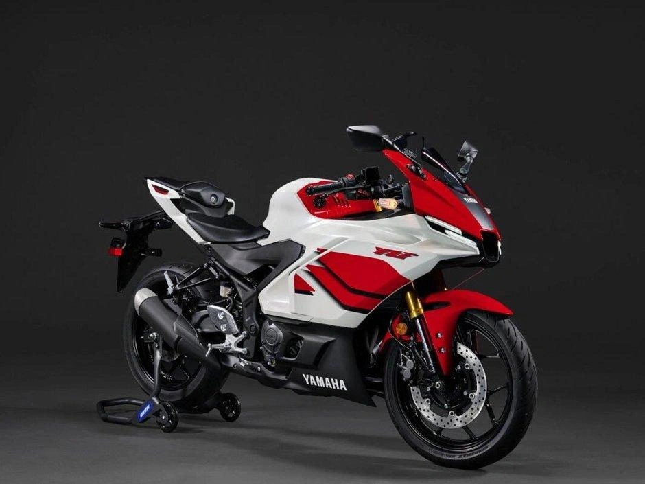 2026 Yamaha Yzf-r3 alt