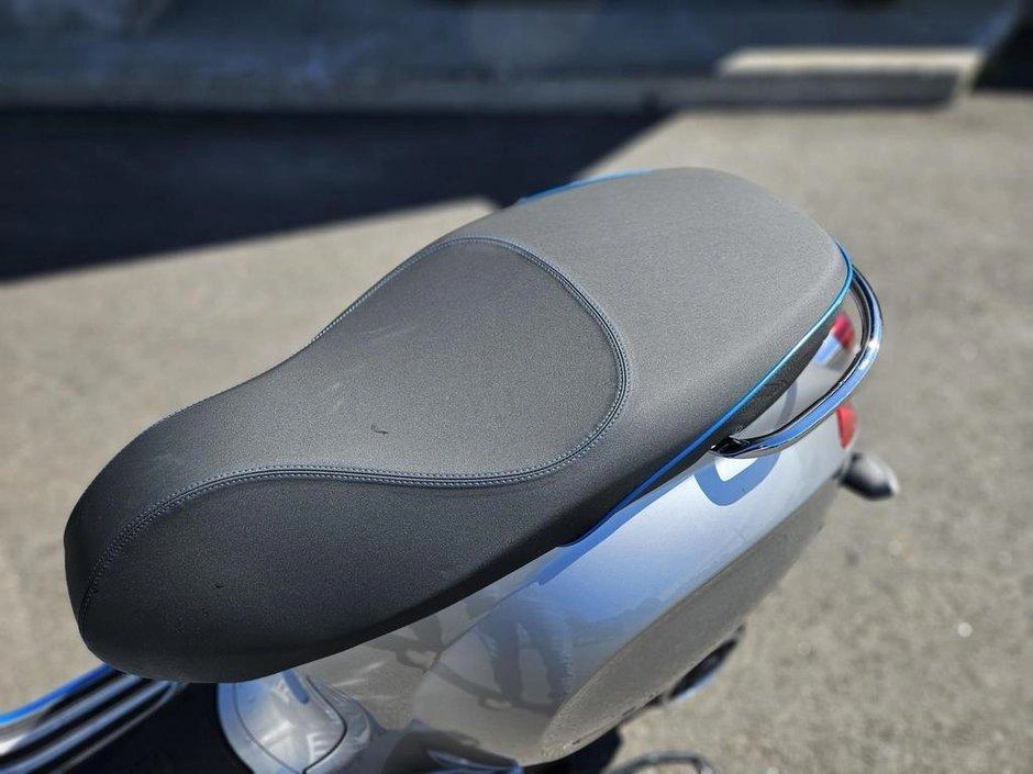 Vespa Elettrica 2020 alt